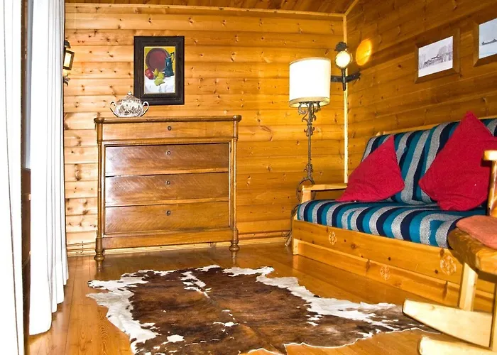 Tradizionale Con Bel Giardino Chalet *